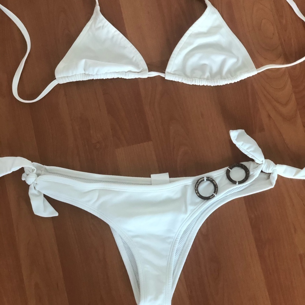 White Bikini Set - image 5